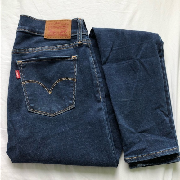 Levi Jeans - Picture 2 of 3